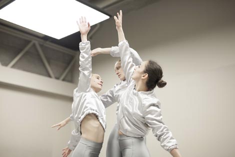 Apollonian, autorica Martina Nevistić