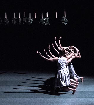 Zagrebački plesni ansambl: The Devil s Garden, kor. David Hernandez