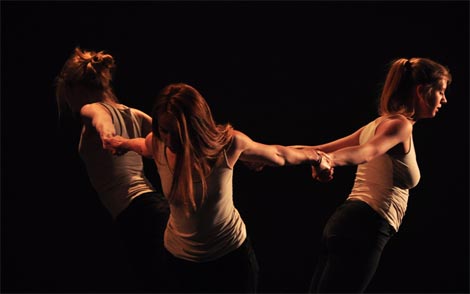 HERmina, kor. Lara Bubić, Anja Rupnik, Kasija Vrbanac