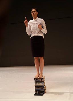 Staying Alive, autorica: Jasna Layes Vinovrški, foto: Facebook Migrant Bodies