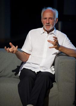 John Ashford na 16. Festivalu plesa i neverbalnog kazališta u Svetvinčentu 2015., foto: Andi Bančić, www.svetvincenatfestival.com