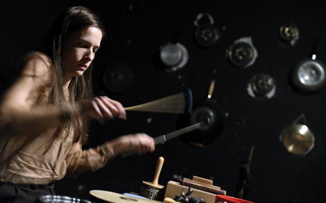 Teatar &TD, Zagreb: Kuća na oštrici, red. Marina Petković Liker, foto: Nina Đurđević