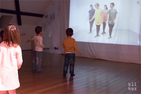 VRUM performing arts collective: Muzej plesa, koncept Dalija Aćin Thelander, Viktorija Ilioska, Elena Risteska, Kliment Poposki, foto: www.klikerplatform.com