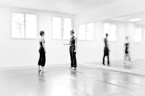 Random House: Two, kor. Andreja Široki