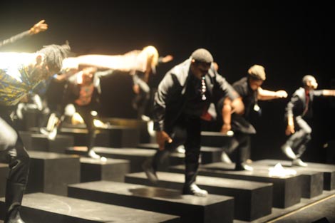 les ballets C de la B, Requiem pour L., autori Alain Platel i Fabrizio Cassol, foto: Chris Van der Burght