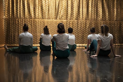 Umjetnička organizacija 21:21, Zagreb: Skupa, kor. Petra Hrašćanec