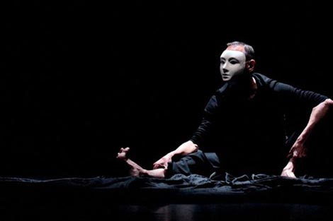 Compagnie Pedro Pauwels, Sors, kor. Mary Wigman, Pedro Pauwels, Josef Nadj, Carlotta Ikeda, Robyn Orlin, Jérôme Thomas
