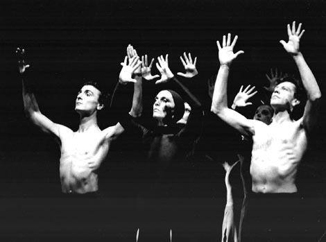 Zvuci Istre, kor. Tihana Škrinjarić, Zagorka Živković, Branka Kolar, obilježavanje 25. godišnjice praizvedbe, Hrvatsko narodno kazalište u Zagrebu, 4. travnja 1989., foto: Renato Branđolica